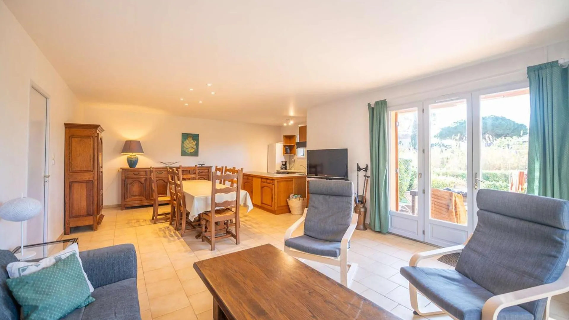 Maison Pour 6 Personnes , Climatisee A 500 M De La Plage De Saint Clair Le Lavandou Francie